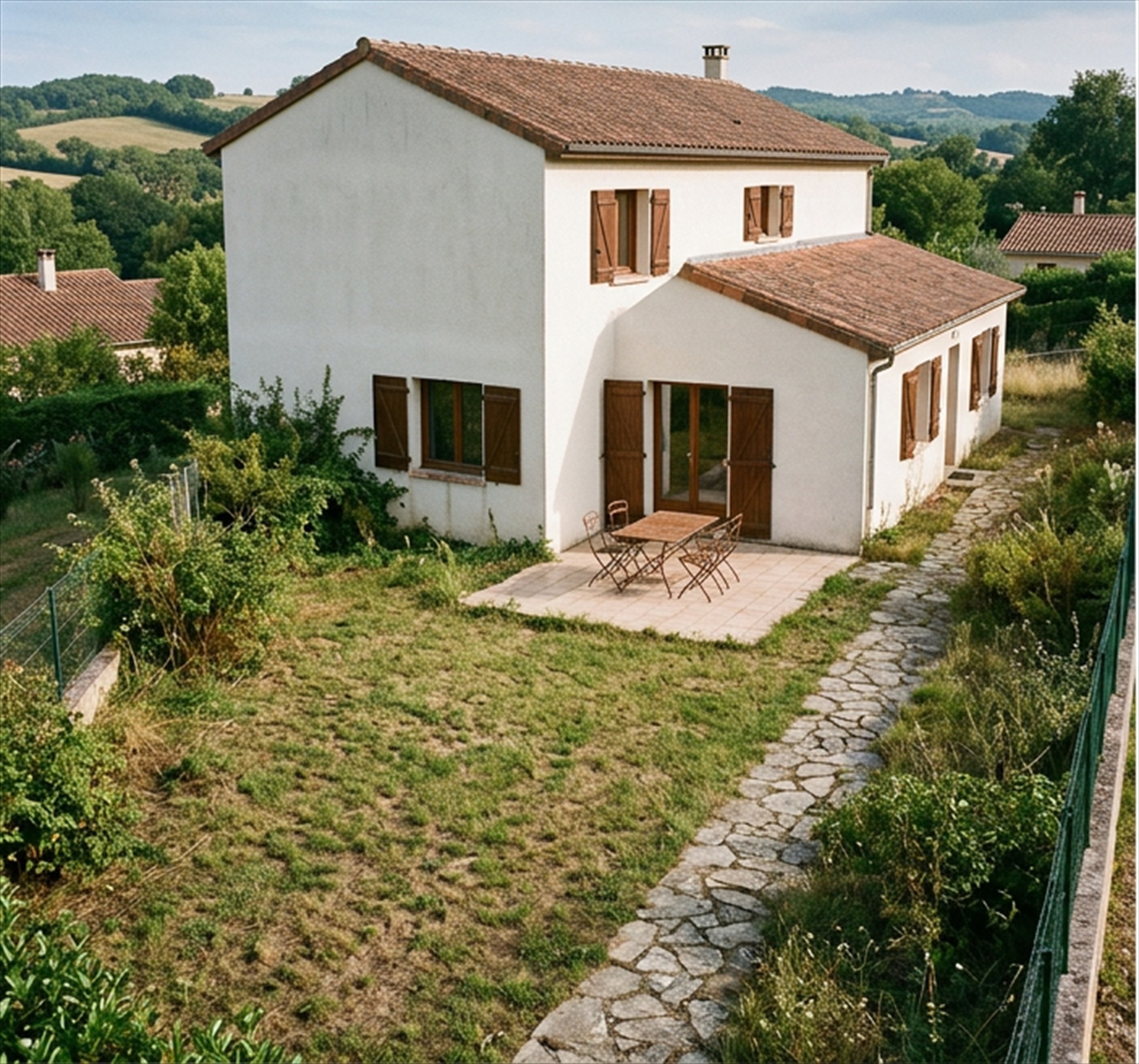 Jardin avant aménagement paysager